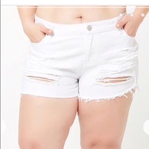 Forever 21 distressed white jean shorts size 18